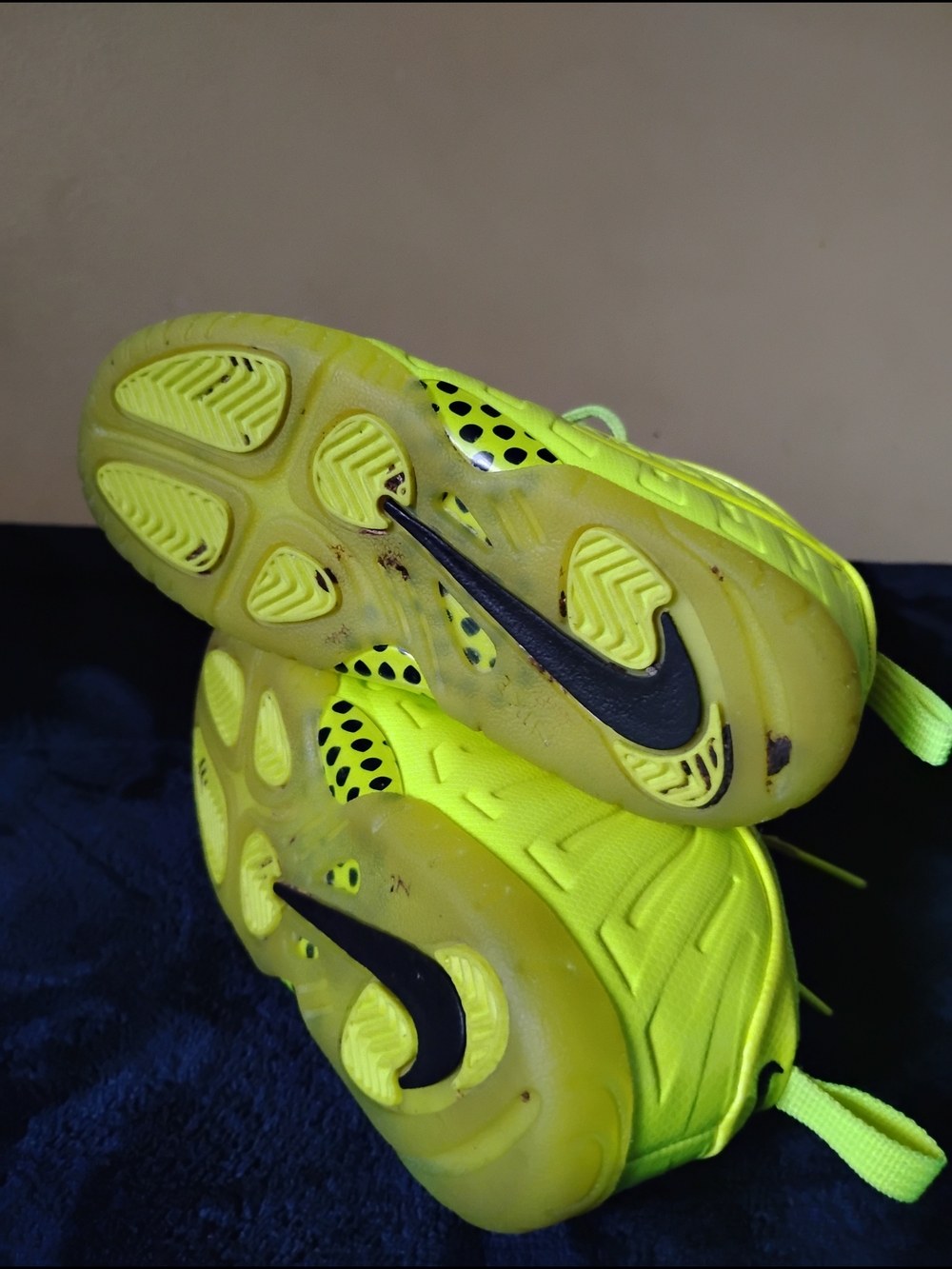 Nike Kids' Neon Green Athletic Sneakers - Picture 4 of 7